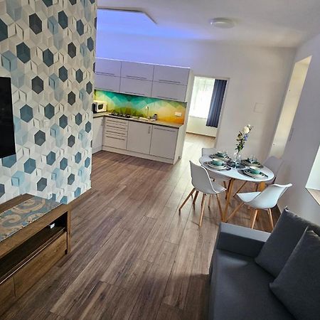 Menta Holiday Home バダチョニトマイ エクステリア 写真